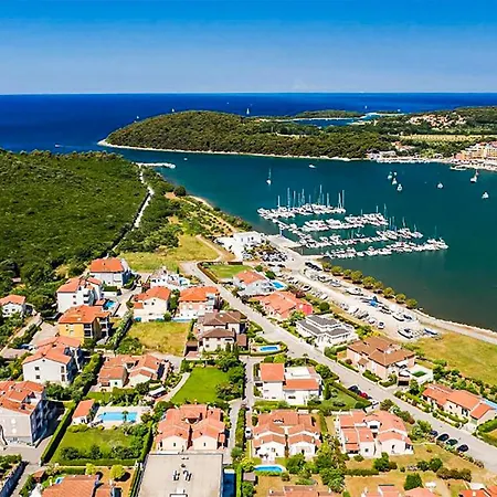 Holiday home Pet Friendly In Volme With Wifi Banjole